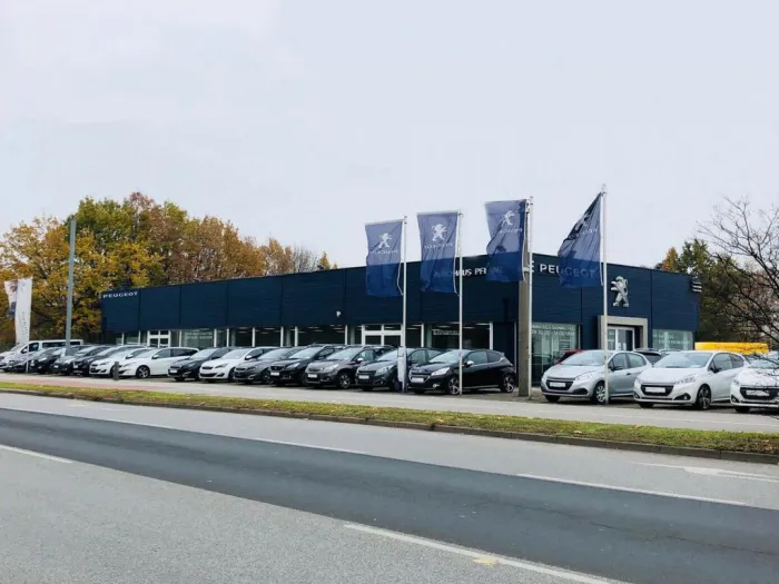 Peugeot 2008 Allure 1.2 PureTech 130 EAT8 *AB 123€ ...