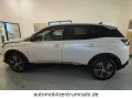 Peugeot 3008 Plug-In 300 Allure Pack Navi 18