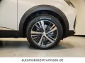 Peugeot 3008 Plug-In 300 Allure Pack Navi 18