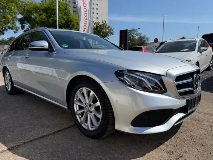 Mercedes-Benz E 200 E T-Modell E 200 d+ AUTOMATIK+BC+MFL+KAMER