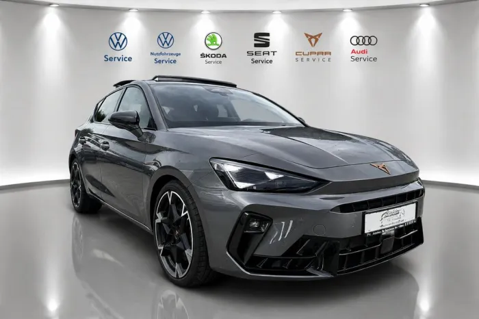 Cupra Leon VZ-KAME-PANO-VIRT-SHZ-KEYLESS-NAVI-LED-LANE