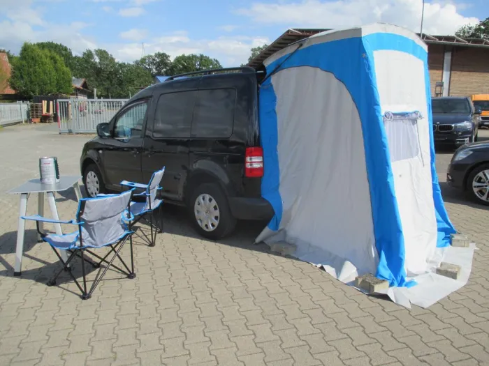 Volkswagen Caddy Tramper 1,6TDI/Vorzelt/Klimaautomatik