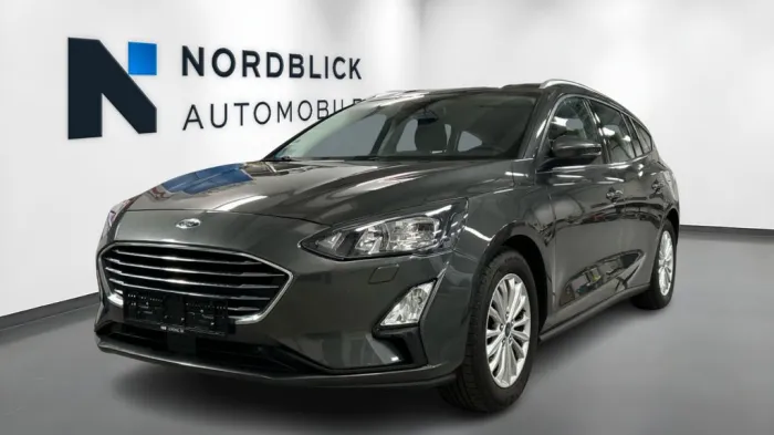 Ford Focus Turnier Titanium *88TKM*Garantie*Kamera*