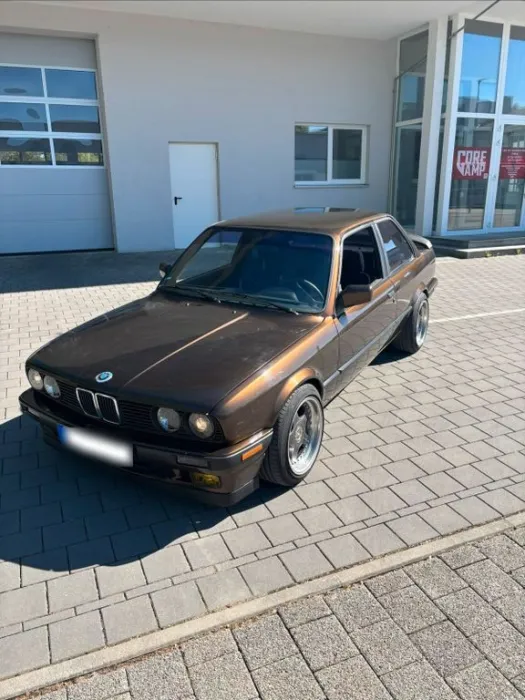 BMW E30 325i m52b25