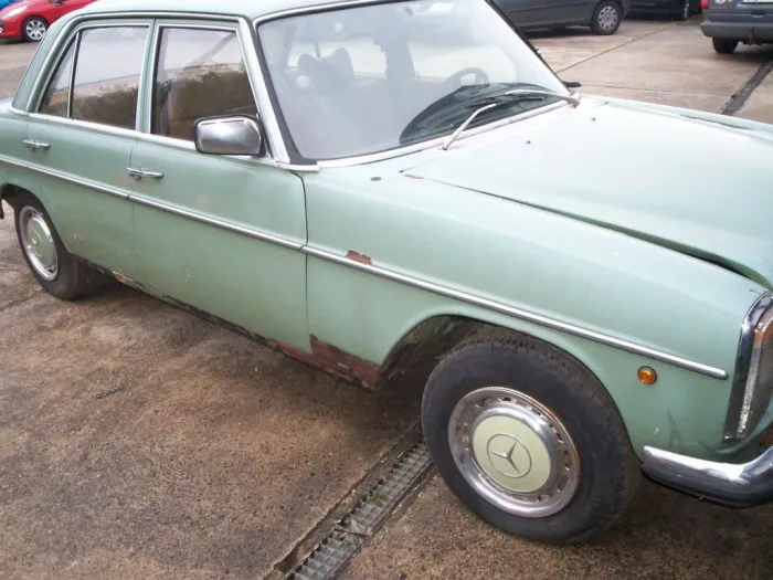 Mercedes-Benz 200D Scheunenfund EZ. 1975
