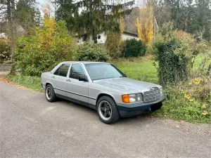 Mercedes-Benz Mercedes 190D 2.5 W201 Original VorMopf