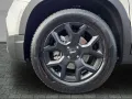 Jeep Avenger e-Hybrid Black Edition #NAVI #SITZH