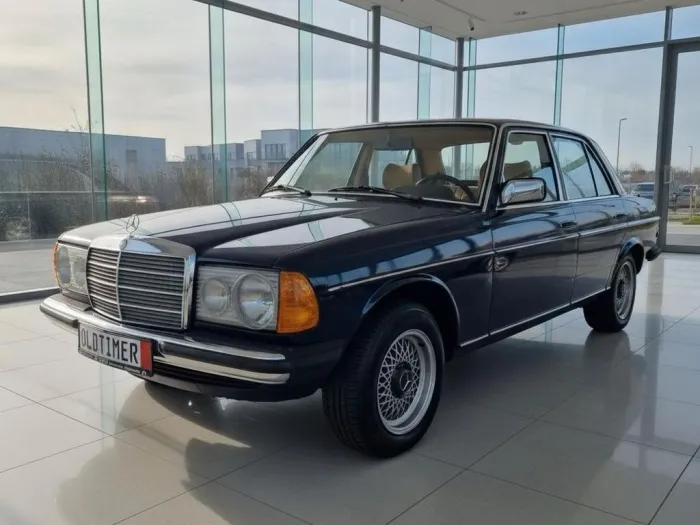 Mercedes-Benz 230 E W123 Automatik KEIN TÜV
