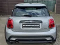 MINI Cooper Essential Trim Aut. APPLE-CARPLAY LED PDC