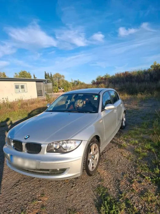 BMW 116 i autos