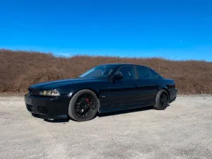 BMW E38 740i