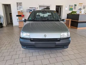 Renault Clio RT original 13668Km Sammlerzu...