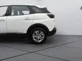 Peugeot 3008 Active LED NAVI TEMPO SHZ MFL PDC HU-NEU
