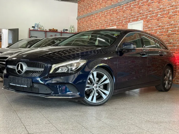 Mercedes-Benz CLA 200 Shooting Brake-Leder-Led-Navi-Standheizu
