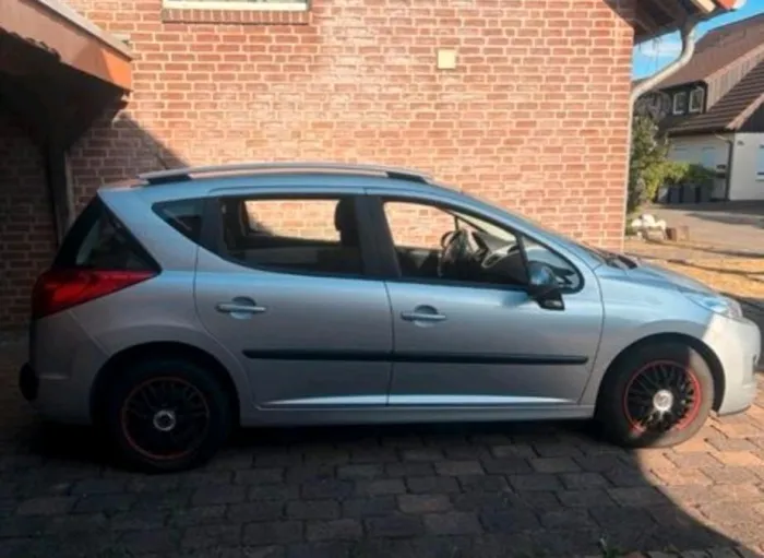 Peugeot SW 207 Mit TÜV