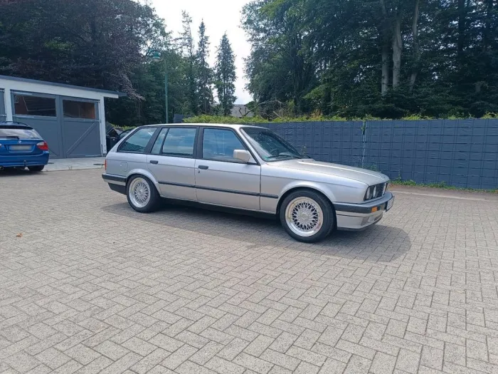 BMW E30 Touring 318i