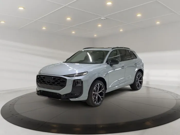 Audi Q3 SUV TFSI quattro 195 kW S tronic