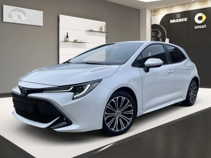 Toyota Corolla Hybrid Team Deutschland LED Scheinwerfer