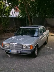 Mercedes-Benz W123 200  H-Kennzeichen  TÜV...