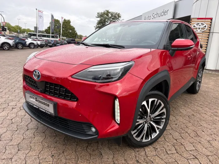 Toyota Yaris Cross Elegant **WENIG KILOMETER**
