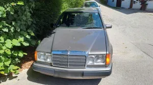 Mercedes-Benz Mercedes W124 220E [abgemeldet/kein TÜV]