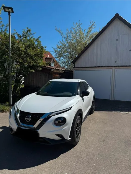 Nissan Juke N-Connecta 1.0 DIG-T 114 PS Au...