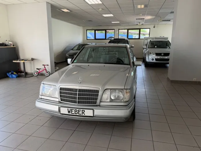 Mercedes-Benz E 280 124  Klima / Automatik/ Tüv bis 09/2028