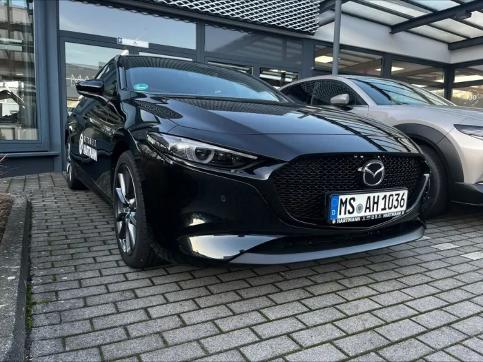 Mazda 3 2.5L e-SKYACTIV G 140ps 6AT FWD Exclusive-line