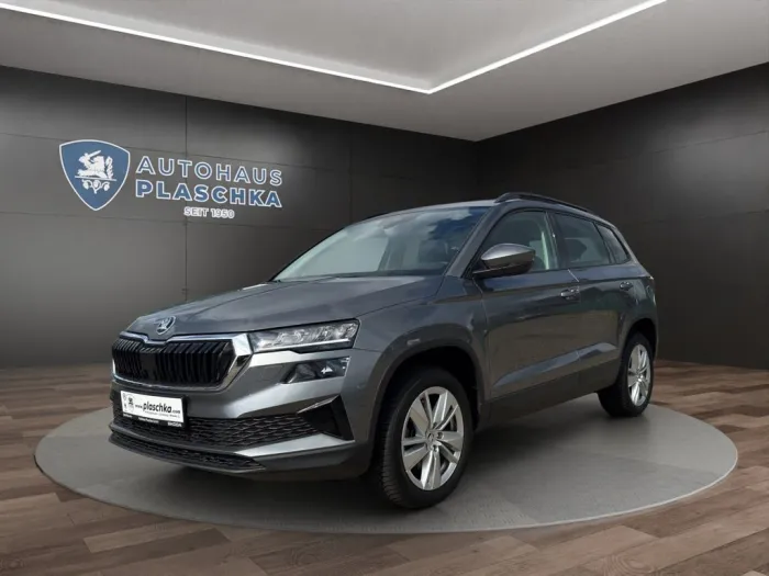 Skoda Karoq Selection 1.5 TSI Klima Einparkhilfe