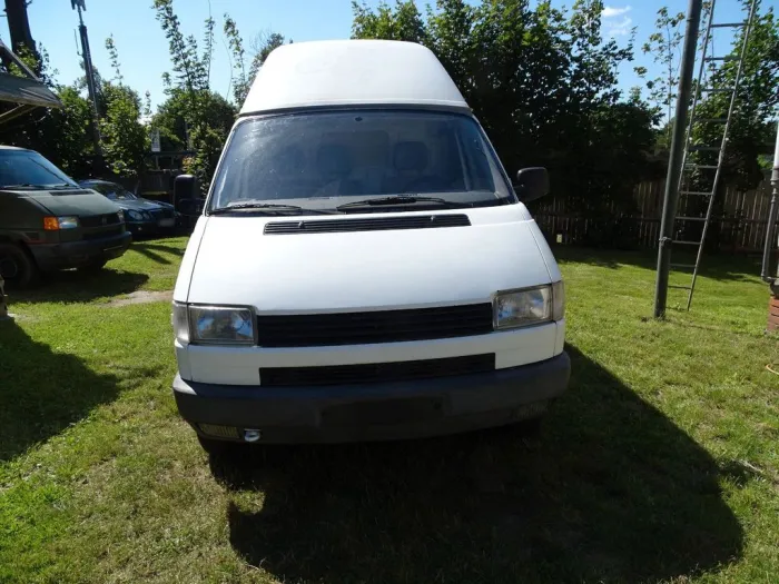 Volkswagen VW T4 2.4D 78PS HOH LANG TÜV NEU 2500KG AN...