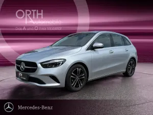 Mercedes-Benz B 180 AUT+Progressive+NAVI+SHZ+KAMERA+SPUR+LED