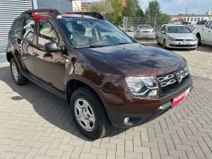 Dacia Duster LAUREATE SEHR GERINGE LAUFLEISTUNG AUS 1.