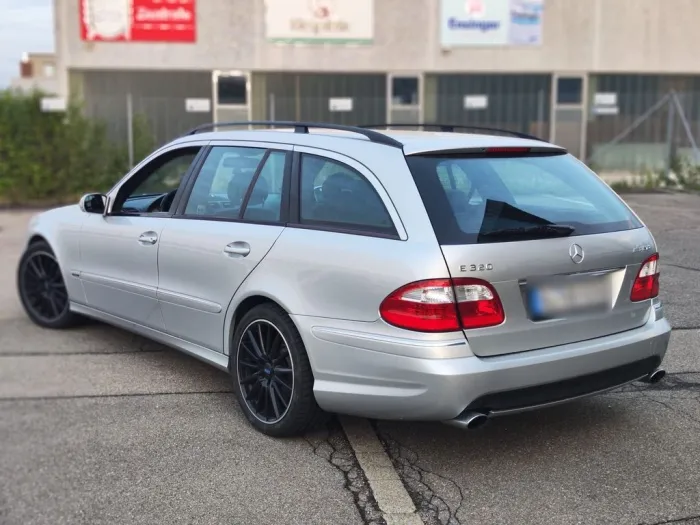 Mercedes-Benz Mercedes E 320 Benziner  Klima  3 Halter...