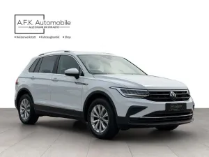Volkswagen Tiguan 2.0 TDI DSG - LIFE - AHK SCHWENKBAR - ACC