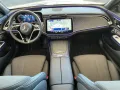 Mercedes-Benz E 200 Avantgarde/Distronic/Kamera/Pano.-Dach