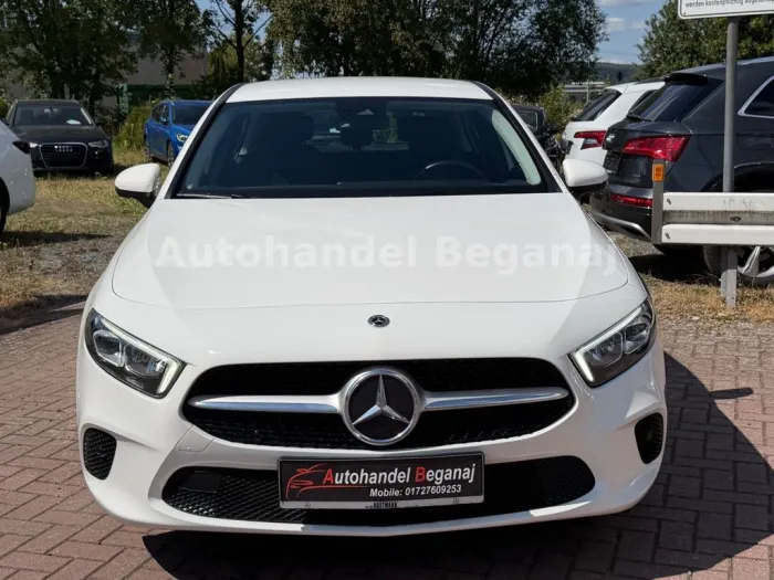 Mercedes-Benz A 160 WIDESCREEN/LED/SHZ/TEMP/PDC/TEILLEDER