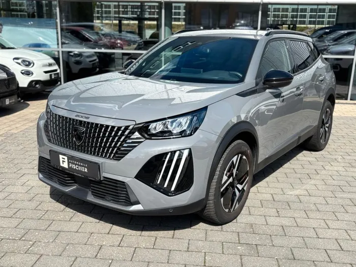 Peugeot 2008 Allure PureTech 130 EAT8