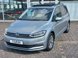 Volkswagen Touran Comfortline 7Si ACC Pano Family AHK Sthz