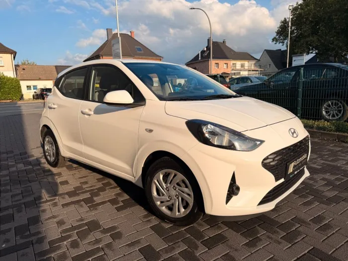 Hyundai i10 Select Klimaanlage Tempomat Car Play