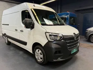 Renault Master Kasten L2H2 Klima Tempomat R-CAM AHK 2,5T