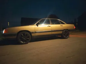Audi 100 Typ 44 VFL 1.8 90ps