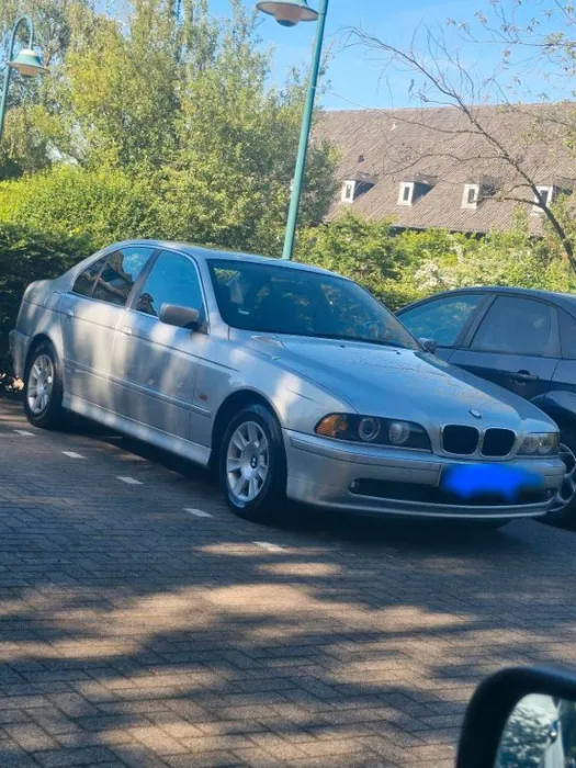 BMW verkaufe hier mein BMW E39 520i
