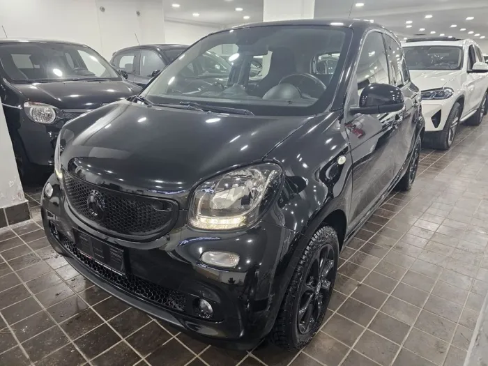 Smart NUOVA SMART FORFOUR IDENTITY BLACK EDITION PASSI