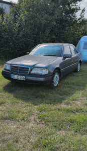 Mercedes-Benz Mercedes C180 w202 bj 01.96. 1.Hand, HU 08/28