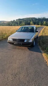 Audi 100 2.0E