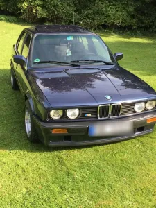 BMW E30 318i  Baujahr 1989 - Oldtimer mit...