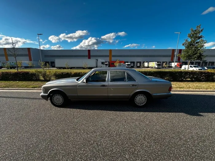Mercedes-Benz Mercedes W126 420SE