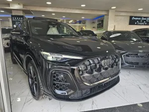 Other Audi Q5 SPB 40 TDI quattro S tronic Identity Bla