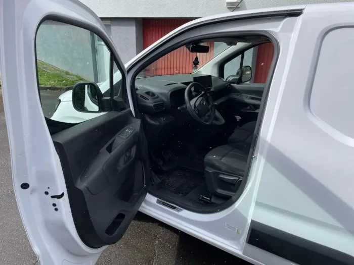 Toyota ProaceCity Meister - L2 1,5-D 130