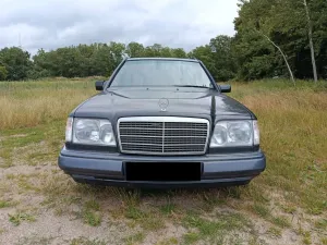 Mercedes-Benz E220T, TÜV neu